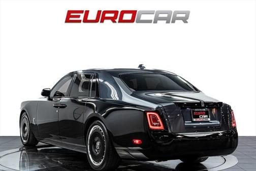 2024 Rolls-Royce Phantom