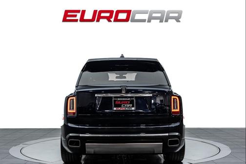 Midnight Sapphire 2019 Rolls-Royce Cullinan