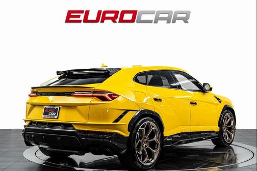 2024 Lamborghini Urus Performante