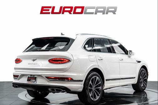 2023 Bentley Bentayga 
