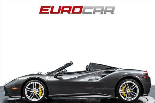 2019 Ferrari 488 Spider Base