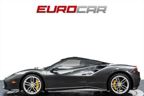 2019 Ferrari 488 Spider Base