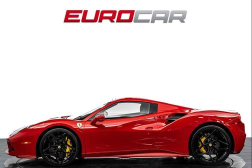 2017 Ferrari 488 Spider Base