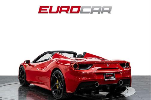 2017 Ferrari 488 Spider Base