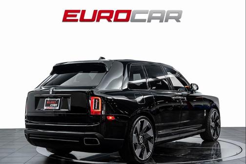 2023 Rolls-Royce Cullinan 