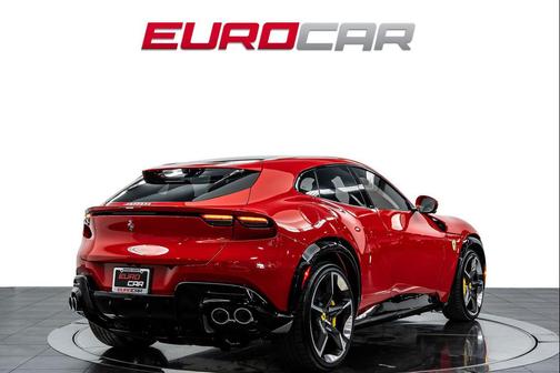 Rosso Corsa 2025 Ferrari Purosangue Base