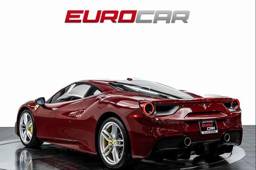 2017 Ferrari 488 GTB Base