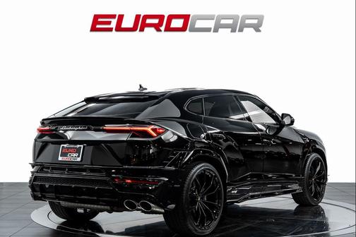 2024 Lamborghini Urus S