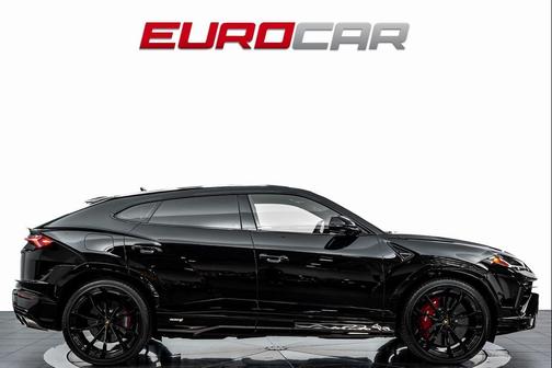 2024 Lamborghini Urus S