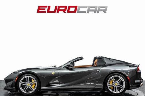 2022 Ferrari 812 GTS Base