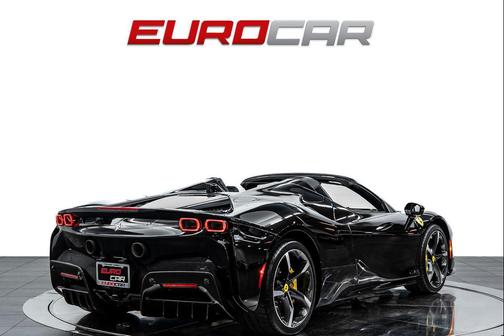 Nero Daytona Metallic 2023 Ferrari SF90 Spider Base