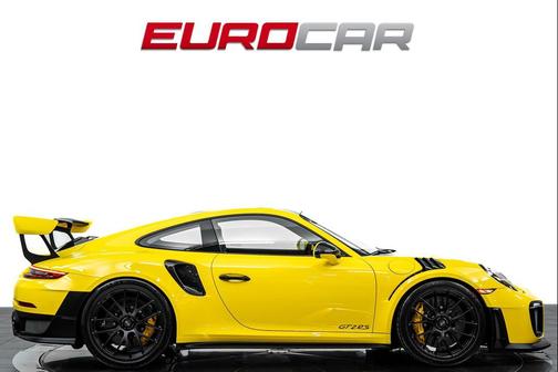Racing Yellow 2019 Porsche 911 GT2 RS