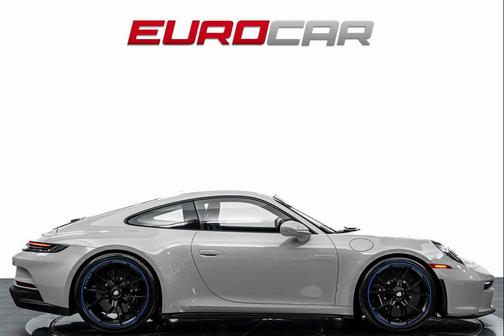 2022 Porsche 911 GT3 w/Touring Package