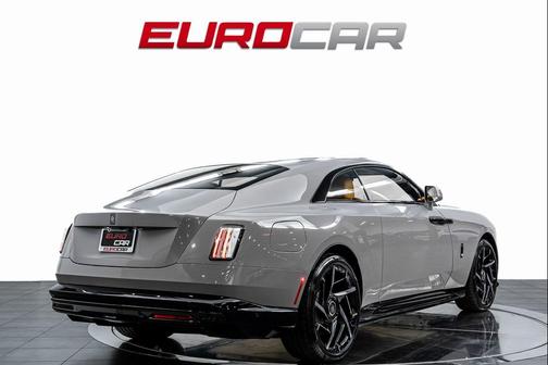 2025 Rolls-Royce Spectre 