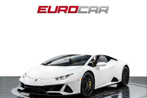 Bianco Monocerus Metallic 2022 Lamborghini Huracan EVO Coupe