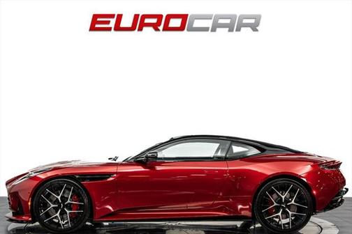 2024 Aston Martin DB12 V8