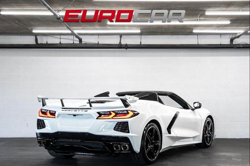 Arctic White 2024 Chevrolet Corvette Stingray w/1LT