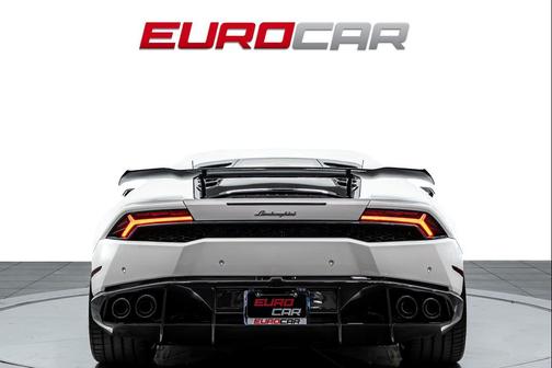 White 2015 Lamborghini Huracan LP610-4