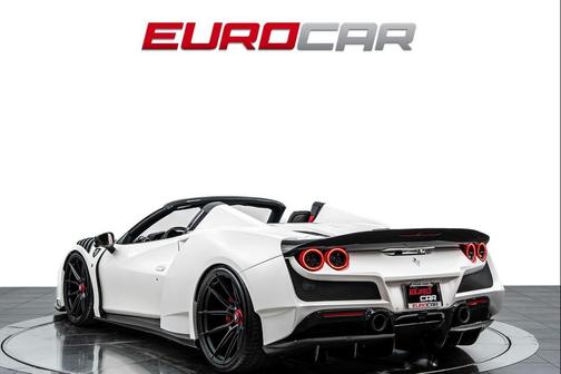 Matte Bianco Fuji Opaco 2022 Ferrari F8 Spider Base