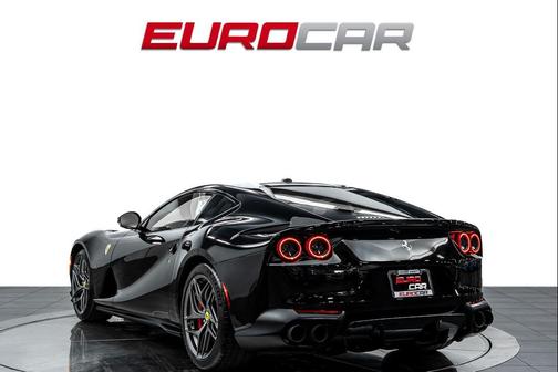 2020 Ferrari 812 Superfast Base