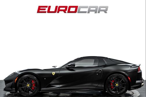 2022 Ferrari 812 GTS Base