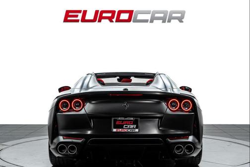 2022 Ferrari 812 GTS Base