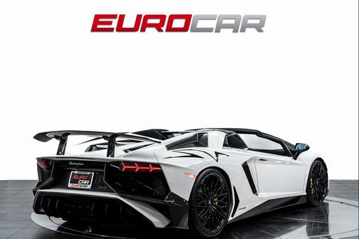 2017 Lamborghini Aventador LP750-4 Superveloce