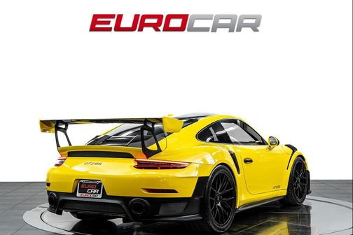 Racing Yellow 2018 Porsche 911 GT2 RS