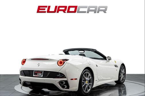 Bianco Avus 2013 Ferrari California Base