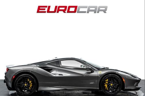 Grigio Ferro 2020 Ferrari F8 Tributo Base