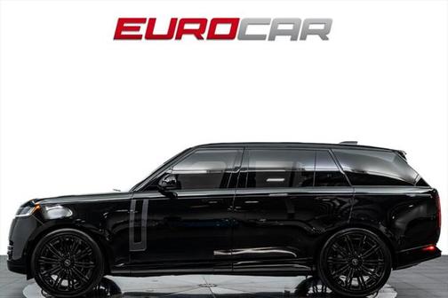 2025 Land Rover Range Rover P530 SE 7 Seat