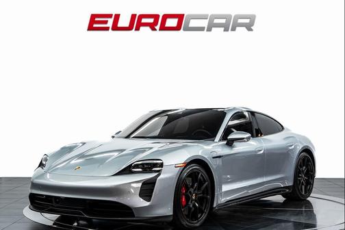 2022 Porsche Taycan GTS