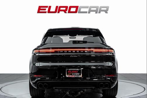 2025 Porsche Cayenne Turbo