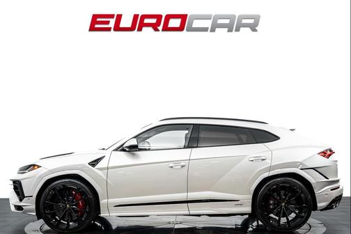 Balloon White Metallic 2024 Lamborghini Urus S