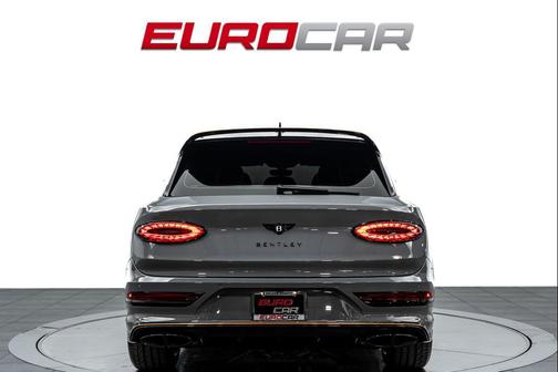 Gray 2025 Bentley Bentayga S Black Edition