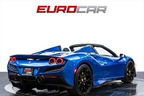 2022 Ferrari F8 Spider Base
