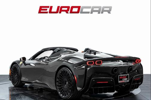 2024 Ferrari SF90 Spider Base