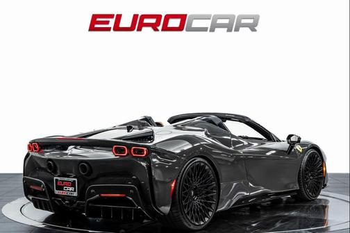 2024 Ferrari SF90 Spider Base
