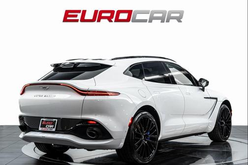 2022 Aston Martin DBX Base