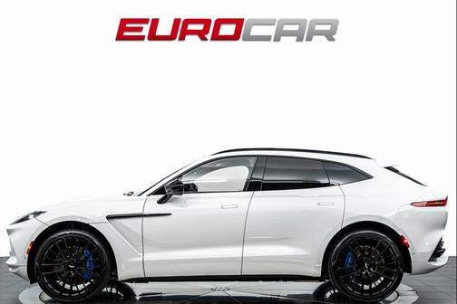 2022 Aston Martin DBX Base