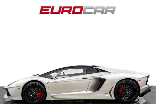 Balloon White 2015 Lamborghini Aventador LP700-4