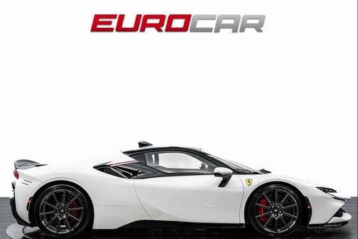 2021 Ferrari SF90 Stradale Base
