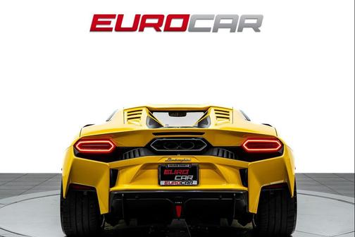 2026 Lamborghini Temerario Base