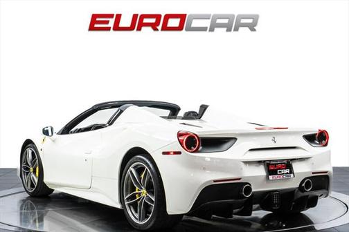 2018 Ferrari 488 Spider Base
