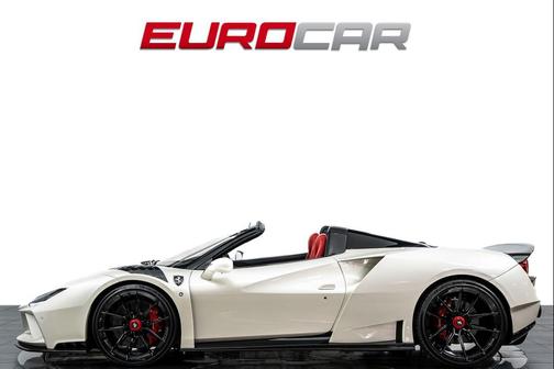 Bianco Italia 2021 Ferrari F8 Spider Base