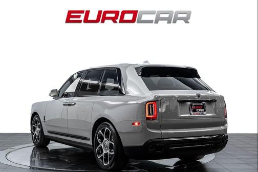 2023 Rolls-Royce Cullinan Black Badge