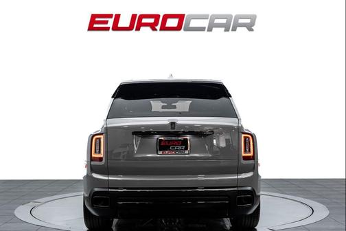 2023 Rolls-Royce Cullinan Black Badge