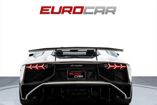 2016 Lamborghini Aventador LP750-4 Superveloce