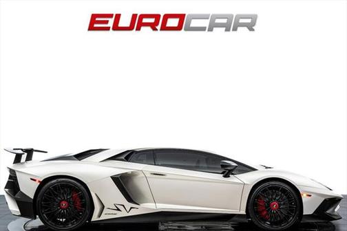 2016 Lamborghini Aventador LP750-4 Superveloce