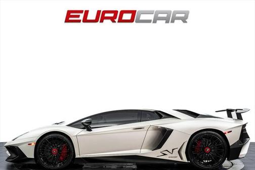 2016 Lamborghini Aventador LP750-4 Superveloce